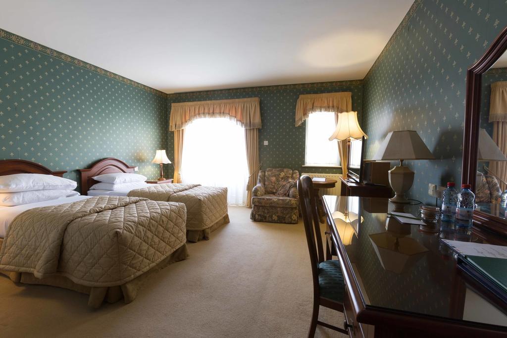 Sheedy'S Boutique Hotel Lisdoonvarna Szoba fotó
