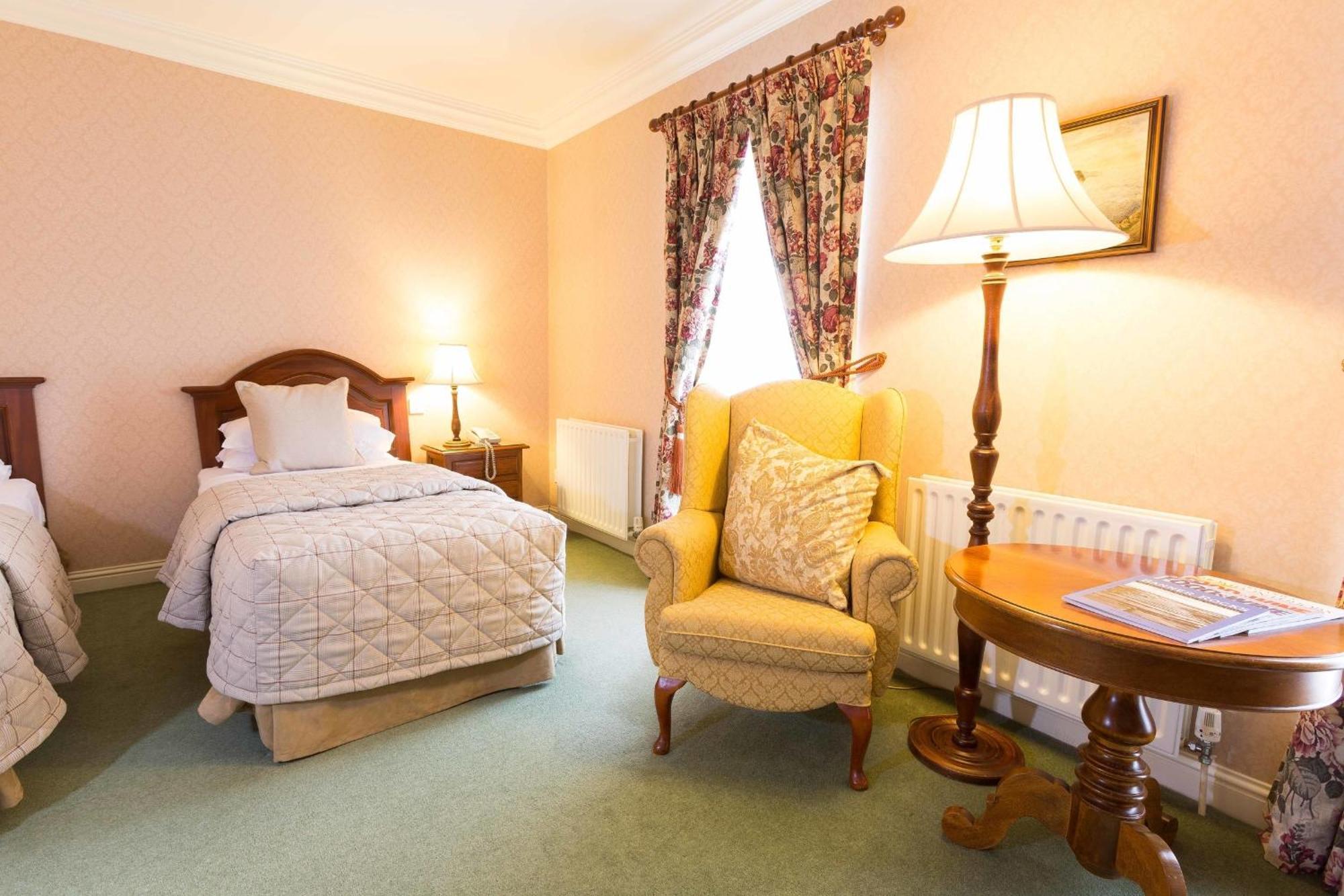 Sheedy'S Boutique Hotel Lisdoonvarna Szoba fotó