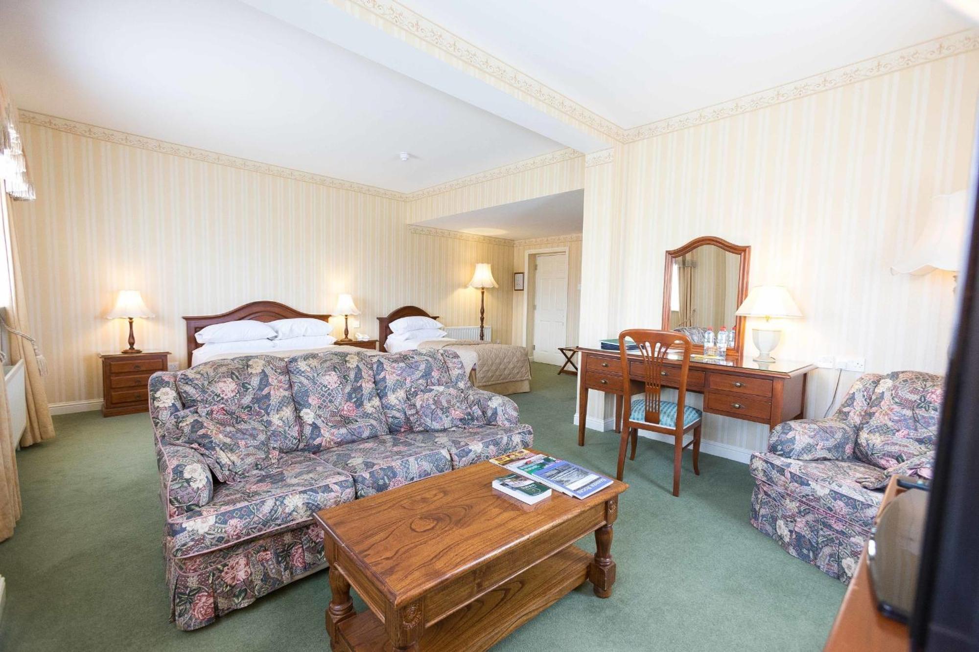 Sheedy'S Boutique Hotel Lisdoonvarna Szoba fotó